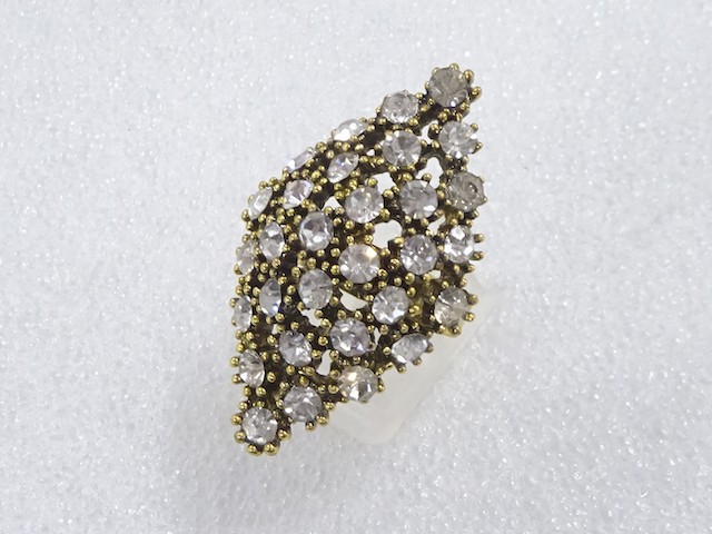 JAPANESE KIMONO / ANTIQUE CRYSTAL RING (SIZE 15)